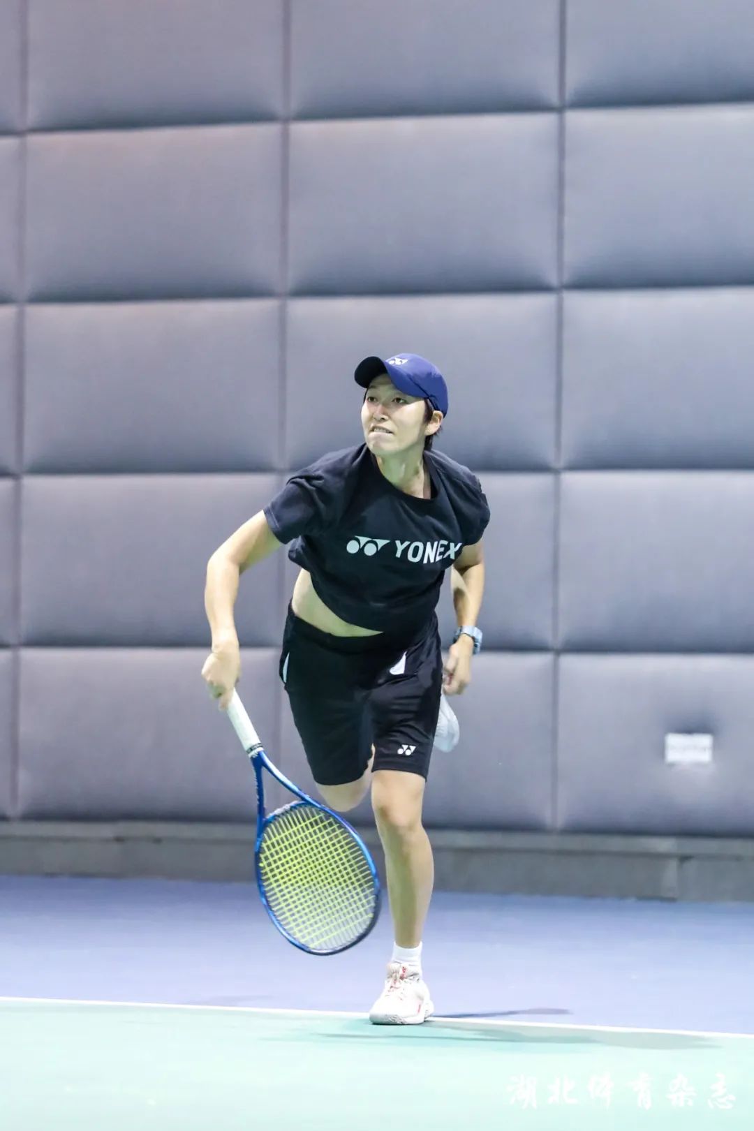 场上展现出 场上展现出