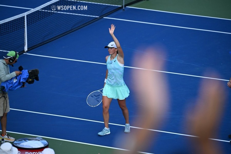 费尔南德斯 费尔南德斯