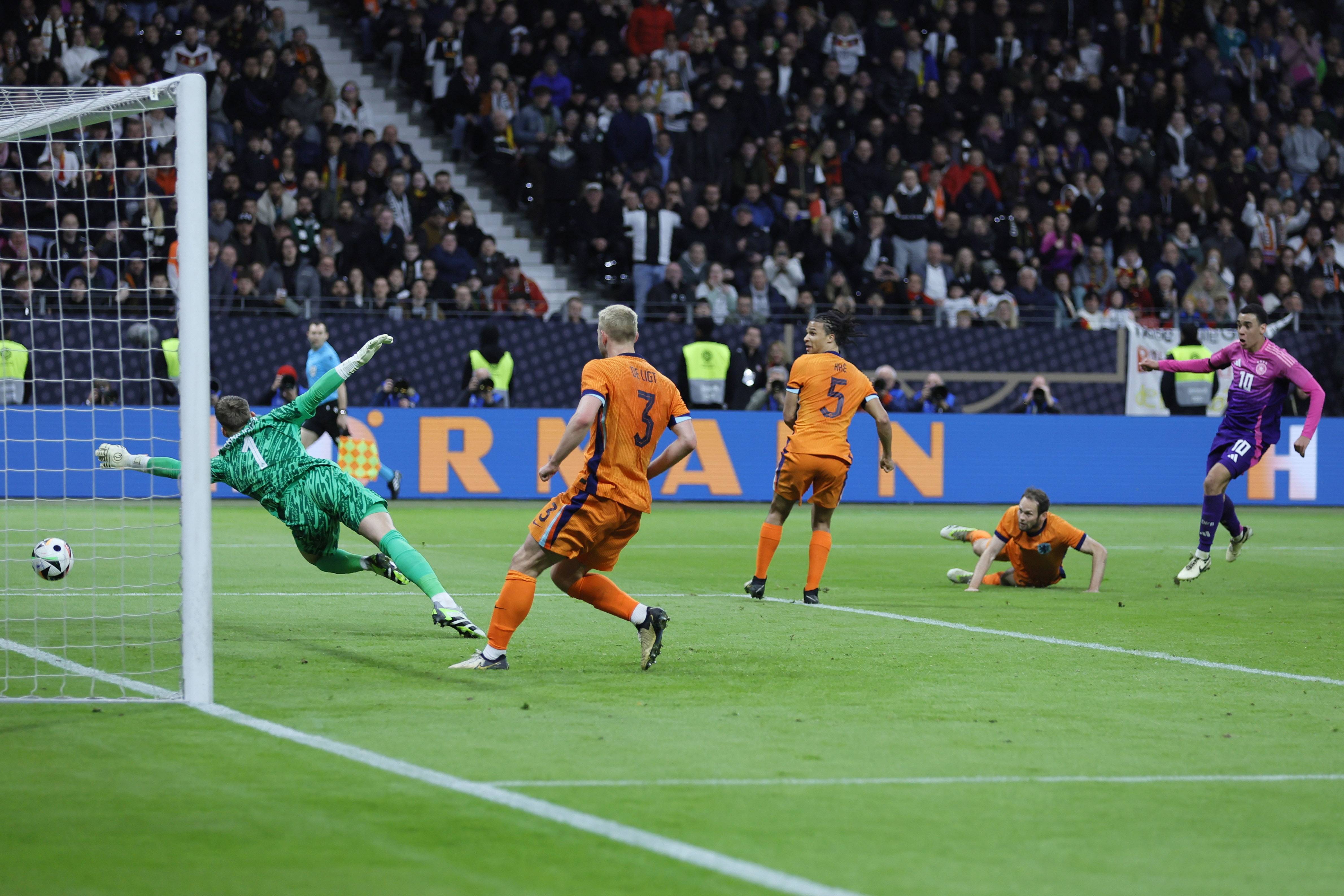 在比赛的背 在比赛的背